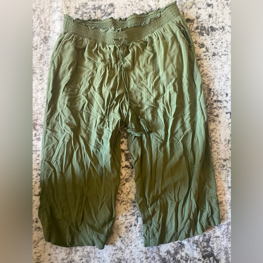 Green gauchos